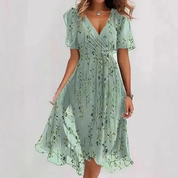 Robe Fleurie Col V Coupe Trapèze